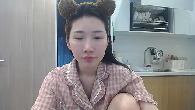 Snapshot of Asiagirll chatting on May 17, 2026, 3:04 am Asiagirll online show from May 17, 2026, 3:04 am