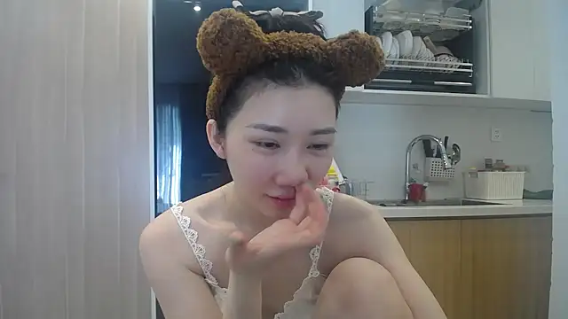 Snapshot of Asiagirll chatting on June 8, 2026, 1:50 am Asiagirll online show from June 8, 2026, 1:50 am