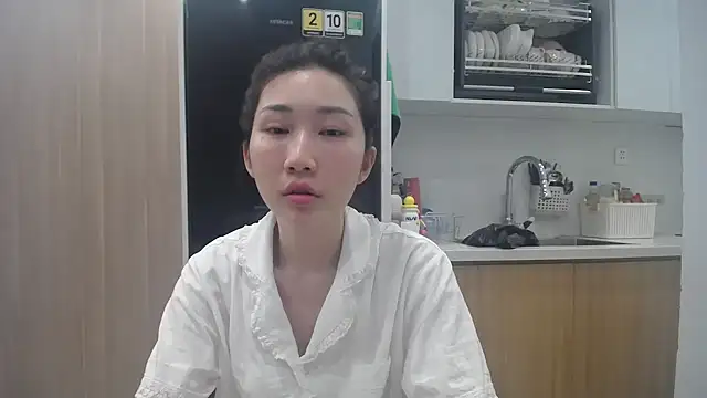 Snapshot of Asiagirll chatting on June 14, 2026, 2:41 pm Asiagirll online show from June 14, 2026, 2:41 pm