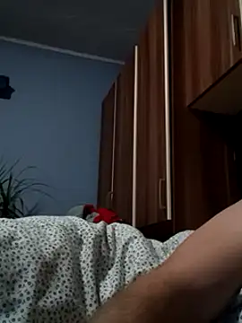 Rolandxxxr online show from February 7, 2025, 8:31 pm