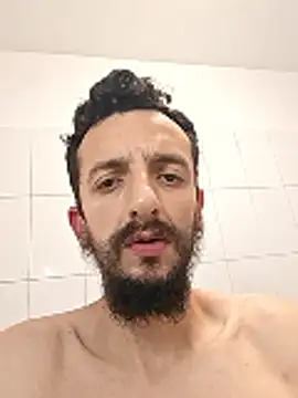 Snapshot of Lore93s chatting on January 7, 2026, 6:54 pm Lore93s online show from January 7, 2026, 6:54 pm