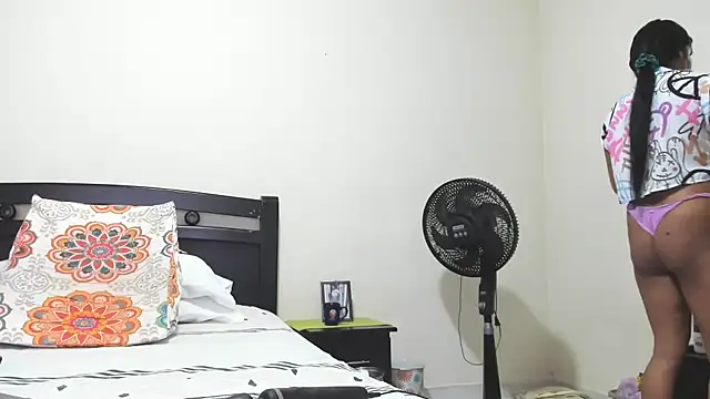 mara2020 69 online show from March 2, 2025, 2:00 pm