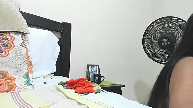 mara2020 69 online show from March 2, 2025, 8:07 pm