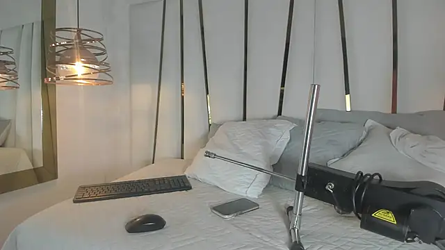 Snapshot of elena_mature chatting on June 5, 2026, 7:08 pm elena mature online show from June 5, 2026, 7:08 pm