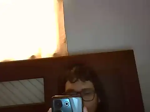 jheisonct online show from October 28, 2025, 2:09 pm