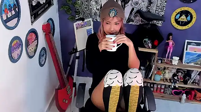 Mary Rosse1 online show from March 22, 2025, 12:57 pm