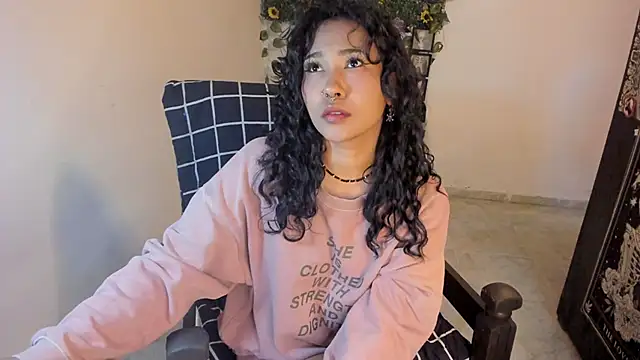 Mary Rosse1 online show from October 13, 2025, 7:03 pm