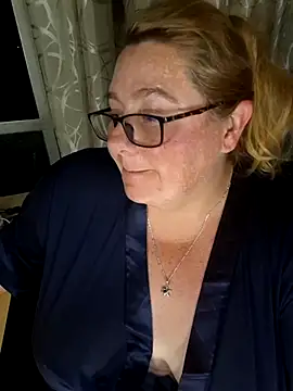 Iceprincess2bad4u online show from February 8, 2026, 5:38 pm