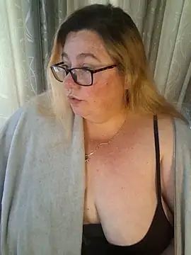 Iceprincess2bad4u online show from April 27, 2026, 6:11 am