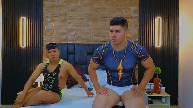 Snapshot of FelipeAndMarcello3 chatting on February 24, 2025, 2:37 pm FelipeAndMarcello3 online show from February 24, 2025, 2:37 pm