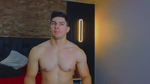 Snapshot of FelipeAndMarcello3 chatting on March 11, 2025, 11:37 pm FelipeAndMarcello3 online show from March 11, 2025, 11:37 pm