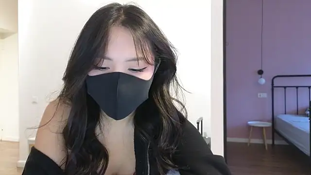 Snapshot of TammiLou chatting on February 10, 2025, 4:30 am TammiLou online show from February 10, 2025, 4:30 am