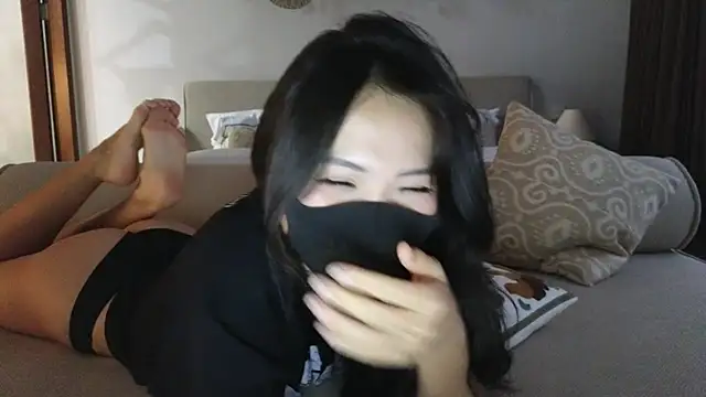 Snapshot of TammiLou chatting on February 28, 2025, 10:52 am TammiLou online show from February 28, 2025, 10:52 am