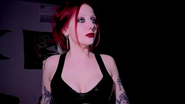Ivon Diaz online show from May 7, 2026, 10:15 pm