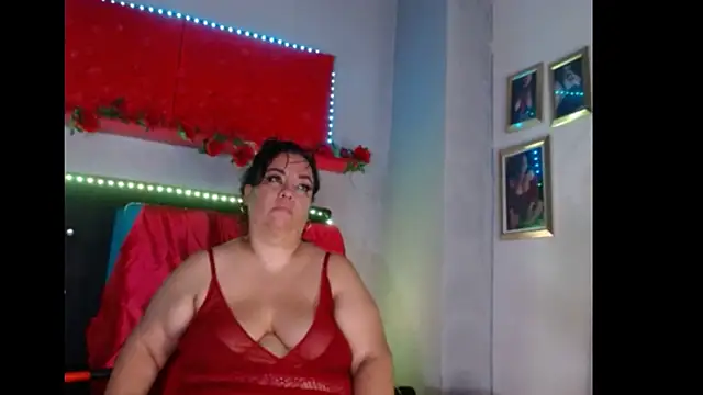 Snapshot of -helen chatting on January 13, 2025, 5:44 am -helen online show from January 13, 2025, 5:44 am