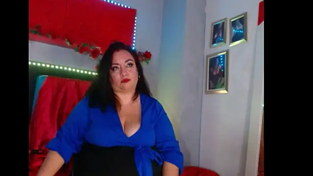 Snapshot of -helen chatting on January 15, 2025, 4:04 am -helen online show from January 15, 2025, 4:04 am