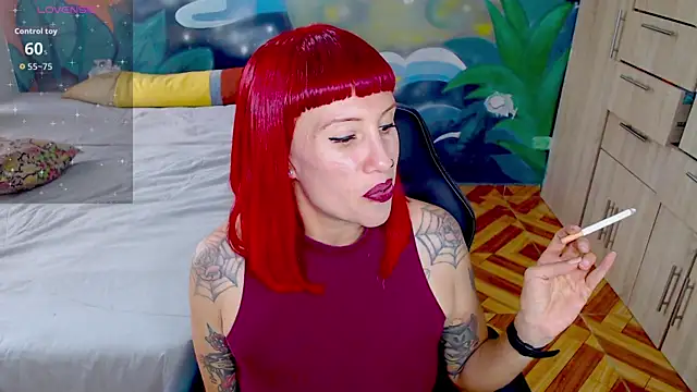 Eimy lorens online show from July 15, 2026, 7:08 pm