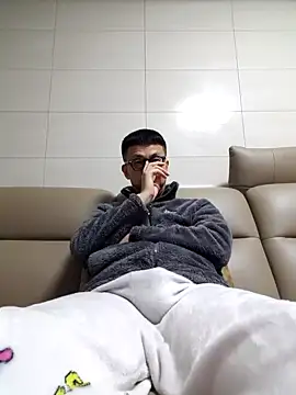 Snapshot of Ssk10N chatting on February 7, 2025, 4:56 pm Ssk10N online show from February 7, 2025, 4:56 pm