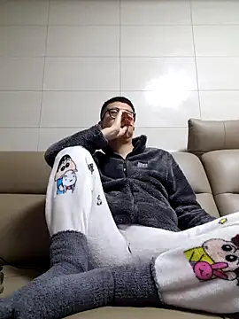 Snapshot of Ssk10N chatting on February 8, 2025, 2:05 pm Ssk10N online show from February 8, 2025, 2:05 pm