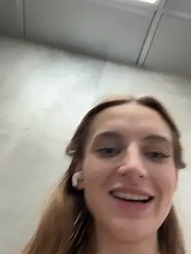 Snapshot of -AngelAri- chatting on December 30, 2024, 9:08 pm -AngelAri- online show from December 30, 2024, 9:08 pm