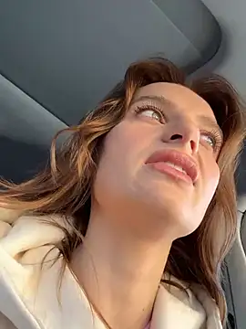 Snapshot of -AngelAri- chatting on February 20, 2025, 9:44 am -AngelAri- online show from February 20, 2025, 9:44 am