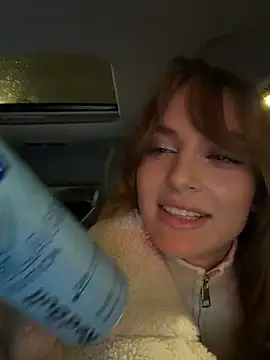 -AngelAri- online show from February 27, 2026, 6:08 pm