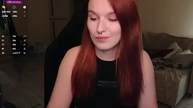 Snapshot of Val_lava chatting on September 14, 2025, 7:35 pm Val lava online show from September 14, 2025, 7:35 pm