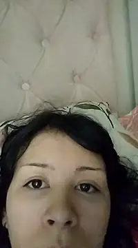 Snapshot of Haru_Queenn chatting on February 4, 2025, 7:07 am Haru Queenn online show from February 4, 2025, 7:07 am