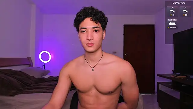 Snapshot of MitchellXD chatting on December 3, 2024, 5:45 pm MitchellXD online show from December 3, 2024, 5:45 pm