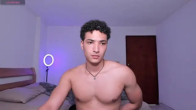 Snapshot of MitchellXD chatting on December 28, 2024, 8:15 pm MitchellXD online show from December 28, 2024, 8:15 pm