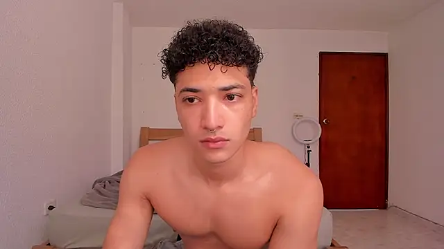 Snapshot of MitchellXD chatting on January 9, 2025, 2:40 pm MitchellXD online show from January 9, 2025, 2:40 pm