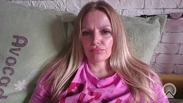 Angel girllovemy online show from March 3, 2026, 8:53 am