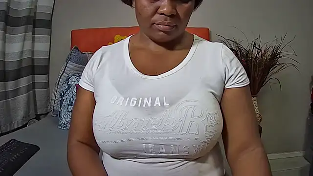 missboobsxx online show from February 25, 2025, 6:53 pm