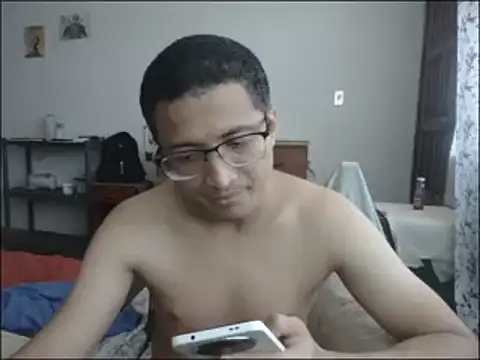 Snapshot of Mghty-cockl88 chatting on March 17, 2025, 2:23 pm Mghty-cockl88 online show from March 17, 2025, 2:23 pm