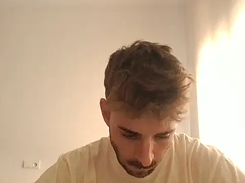 Snapshot of vargas90 chatting on September 23, 2025, 11:02 am vargas90 online show from September 23, 2025, 11:02 am