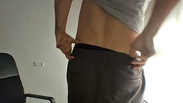 Snapshot of vargas90 chatting on October 21, 2025, 8:48 am vargas90 online show from October 21, 2025, 8:48 am