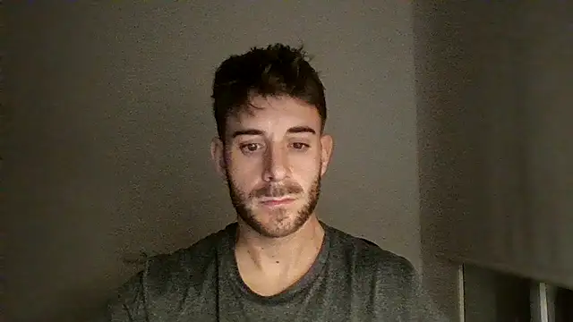 Snapshot of vargas90 chatting on November 8, 2025, 12:44 am vargas90 online show from November 8, 2025, 12:44 am