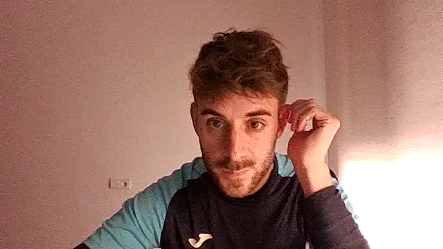 Snapshot of vargas90 chatting on November 14, 2025, 11:53 am vargas90 online show from November 14, 2025, 11:53 am