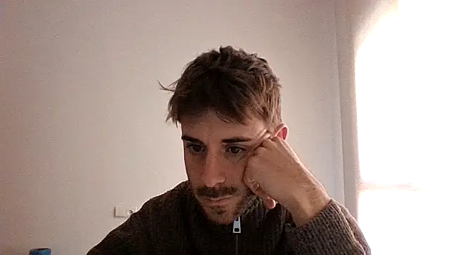 Snapshot of vargas90 chatting on November 26, 2025, 11:44 am vargas90 online show from November 26, 2025, 11:44 am