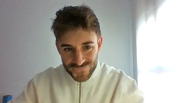 Snapshot of vargas90 chatting on December 2, 2025, 11:26 am vargas90 online show from December 2, 2025, 11:26 am