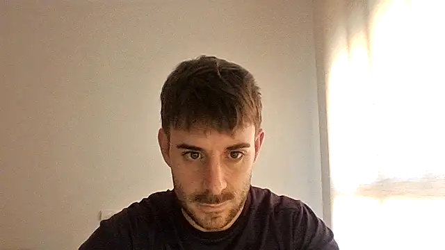 Snapshot of vargas90 chatting on December 3, 2025, 11:52 am vargas90 online show from December 3, 2025, 11:52 am