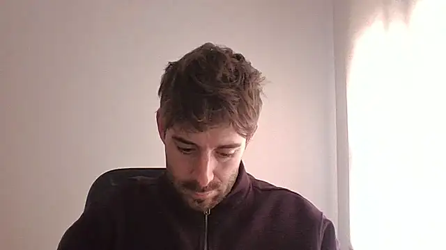 Snapshot of vargas90 chatting on January 15, 2026, 11:04 am vargas90 online show from January 15, 2026, 11:04 am