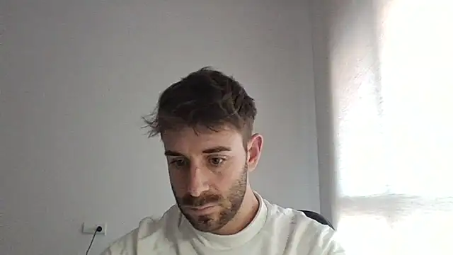 Snapshot of vargas90 chatting on February 2, 2026, 11:31 am vargas90 online show from February 2, 2026, 11:31 am