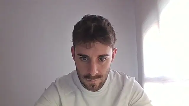 Snapshot of vargas90 chatting on February 16, 2026, 12:12 pm vargas90 online show from February 16, 2026, 12:12 pm