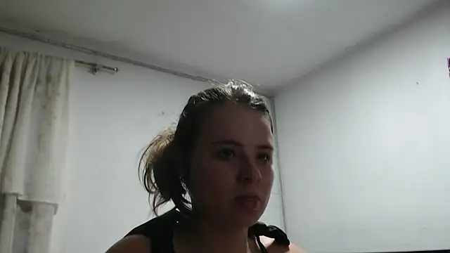 HellenMiyer1111 online show from September 17, 2025, 2:08 pm