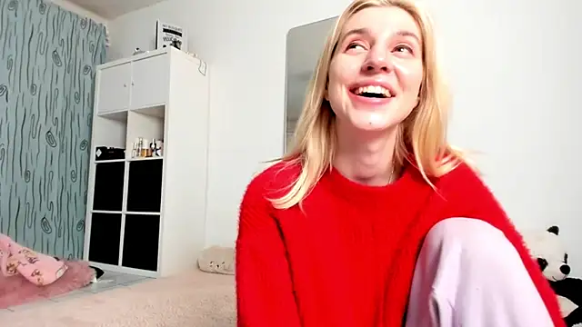 KenzieDawton online show from December 15, 2024, 5:13 am