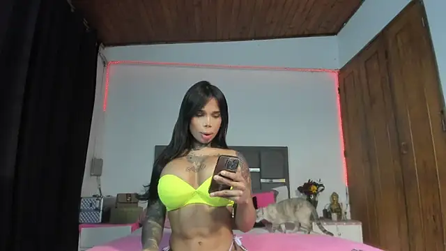 12INCHXIMENAXXX online show from March 15, 2025, 1:30 am