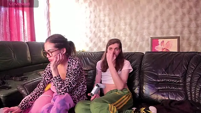 Milena joline online show from January 17, 2025, 9:49 am