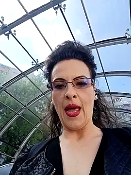 RebeccaNoble online show from April 25, 2026, 12:52 pm