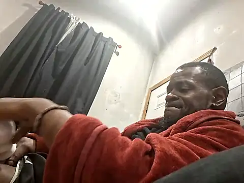 Maculine Stayr online show from March 1, 2026, 11:45 am